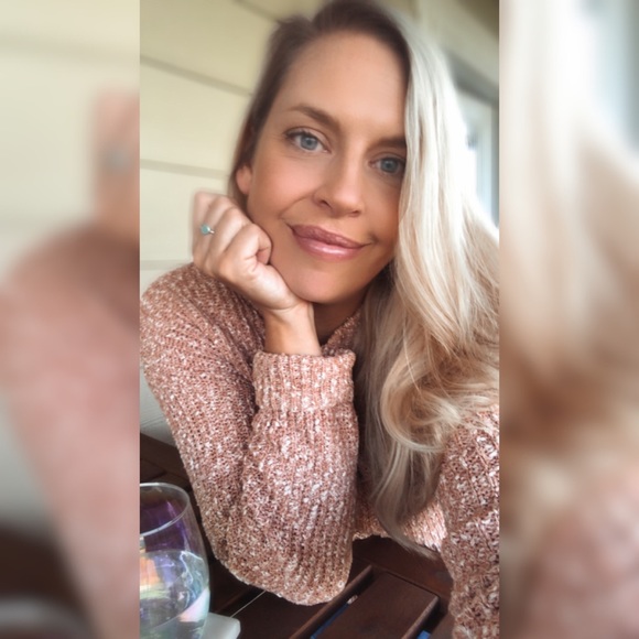 About your stylist, Tanya May - Picture 3 of 13